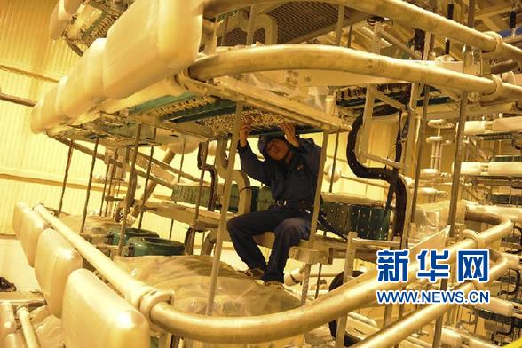 #（经济）（2）“电力天路”将于10月底全部建成投运
