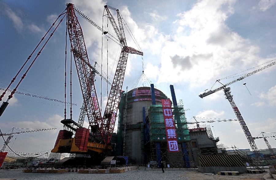 （经济）（2）海南昌江核电工程1号机组核岛穹顶吊装成功