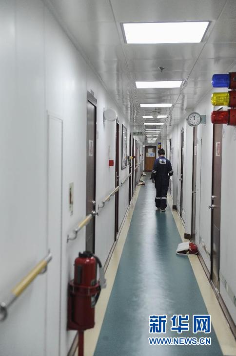 （社会）（5）&ldquo;海洋石油981&rdquo;上的员工生活