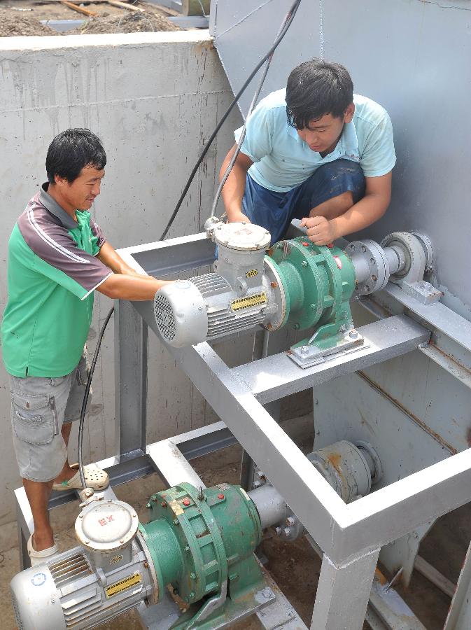 #(社会)(2)河北唐山大型纯秸秆沼气发酵池主体完工