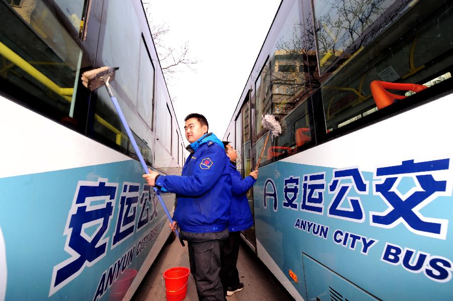#(社会)(5)沈阳千辆清洁能源环保公交车年内上线运营