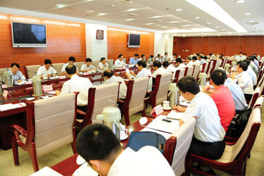 国家能源局在京召开全面解决无电人口用电问题工作会议