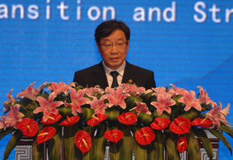 刘琦出席第四届中国(太原)国际能源产业博览会高峰论坛