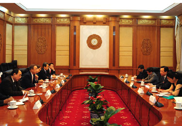 吴新雄会见联合国秘书长潘基文