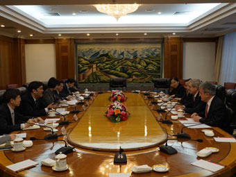 努尔•白克力会见阿海珐集团董事局主席