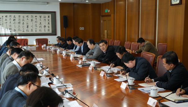 努尔•白克力：积极推进能源领域供给侧结构性改革