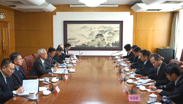 张玉清会见台湾中油公司董事长