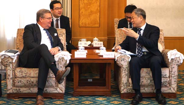 李仰哲会见丹麦维斯塔斯公司总裁